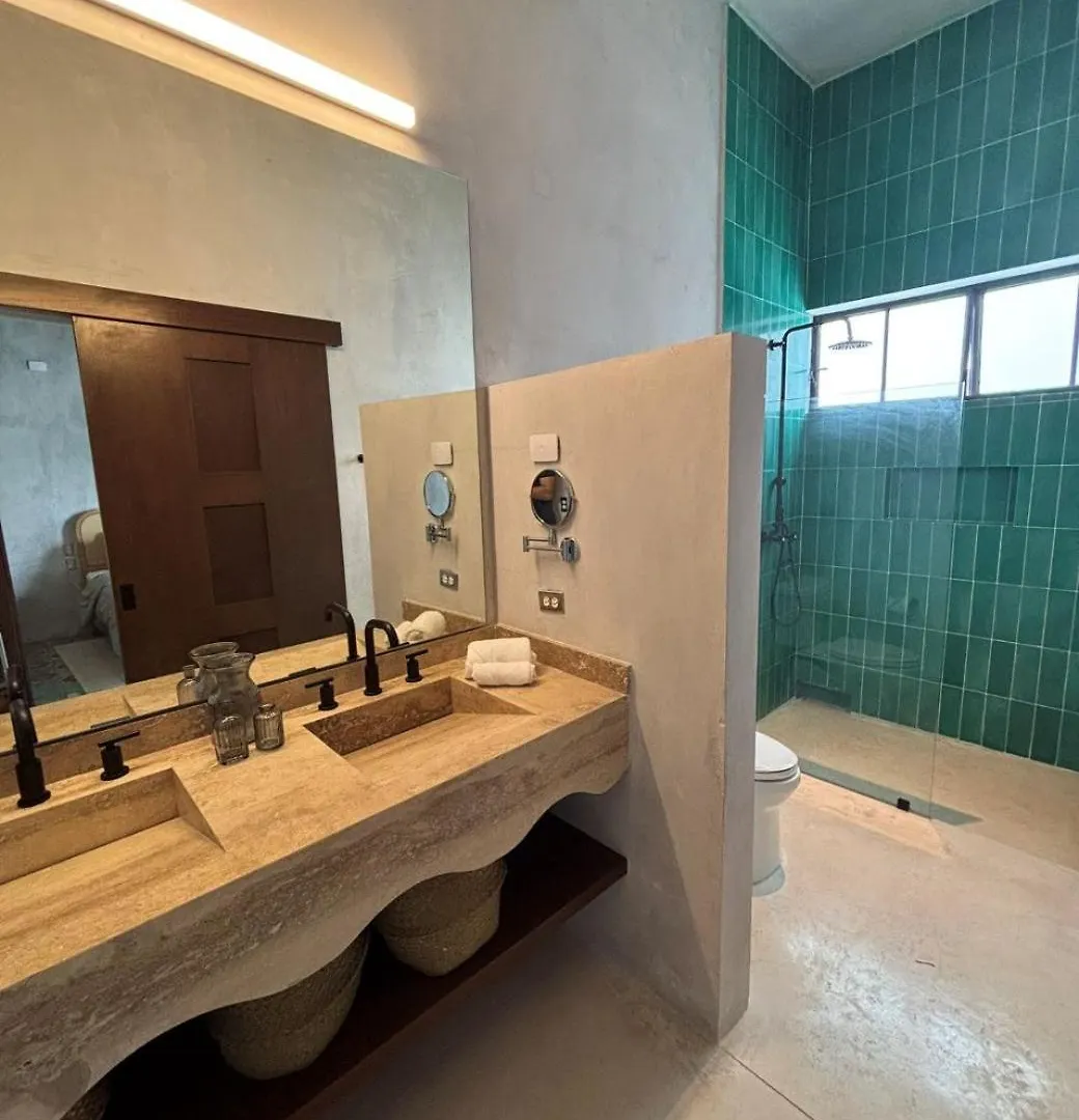 Amazing Downtown House Near Plaza Grande, 7Bd Villa Merida