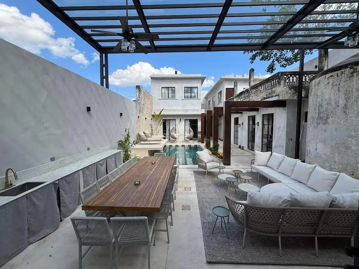 Holiday home Amazing Downtown House Near Plaza Grande, 7Bd Villa Merida